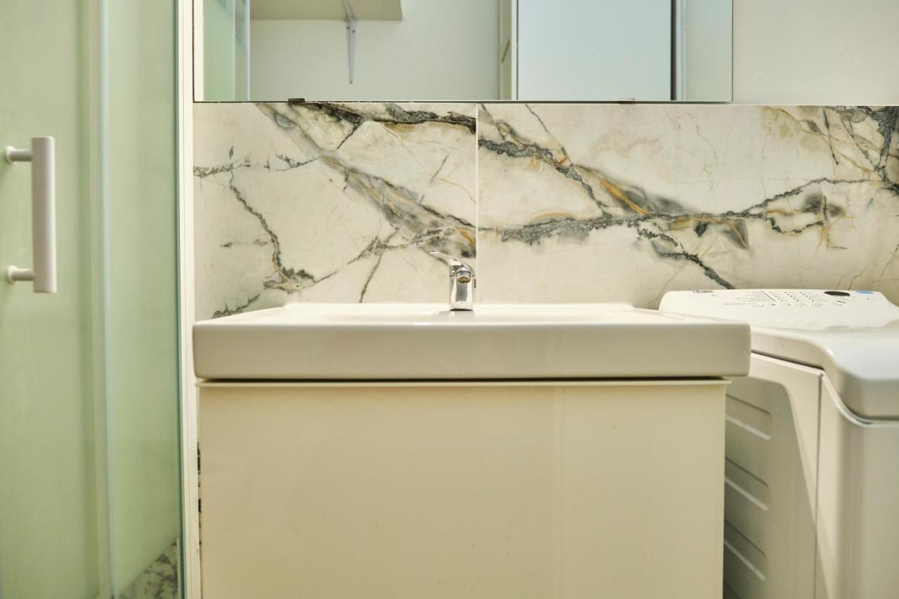 Suite Hanoi Villeurbanne Exteriér fotografie