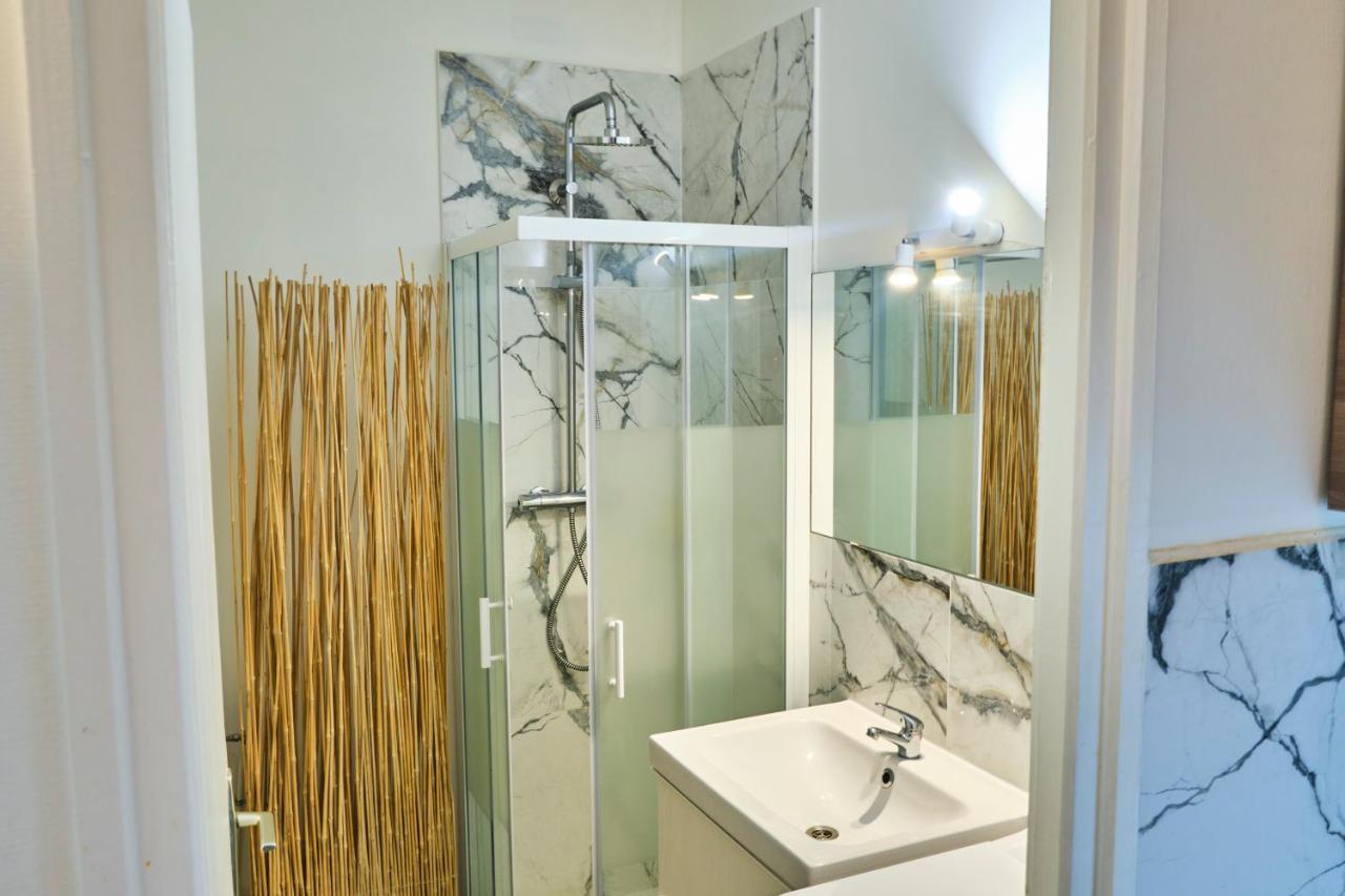 Suite Hanoi Villeurbanne Exteriér fotografie